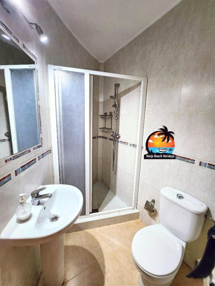 2 Bed With Sea View Near Burriana Nerja